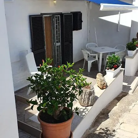Familia * San Vito (Apulia)