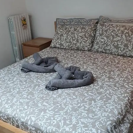 Familia Bed & Breakfast